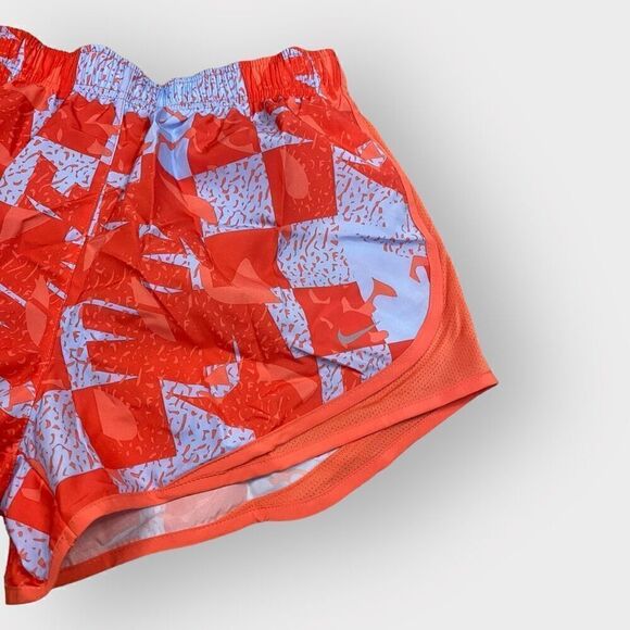 Nike Dri-FIT Tempo Womens Brief-Lined Graphic Running Shorts DQ6366-425 New - Picture 2 of 8